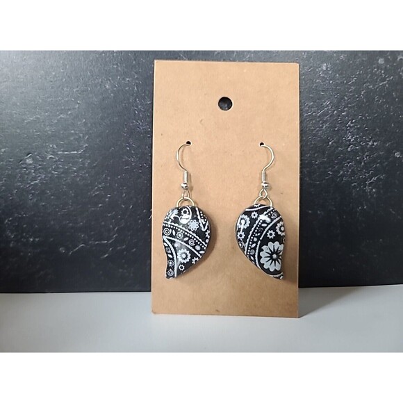 Polymer Clay Floral Dangling Pierced Earrings New - Picture 3 of 10